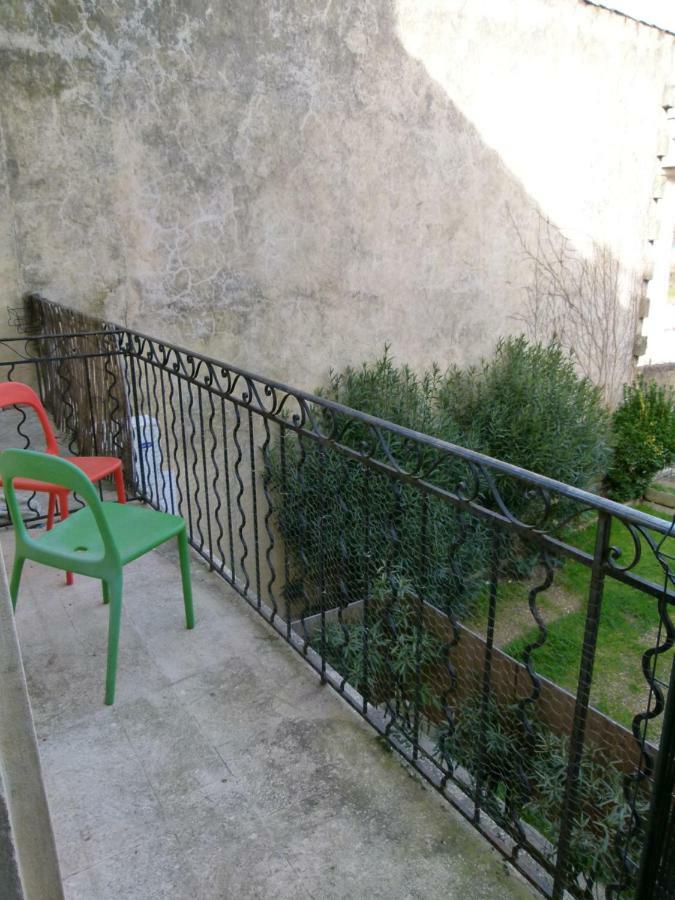Appartement Au Pied Du Gardon. 里茅林斯 外观 照片